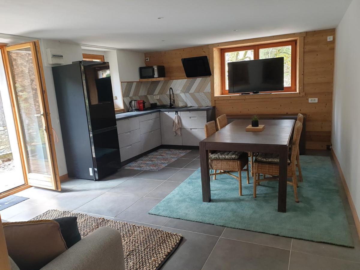 Le Du Biot Apartment *